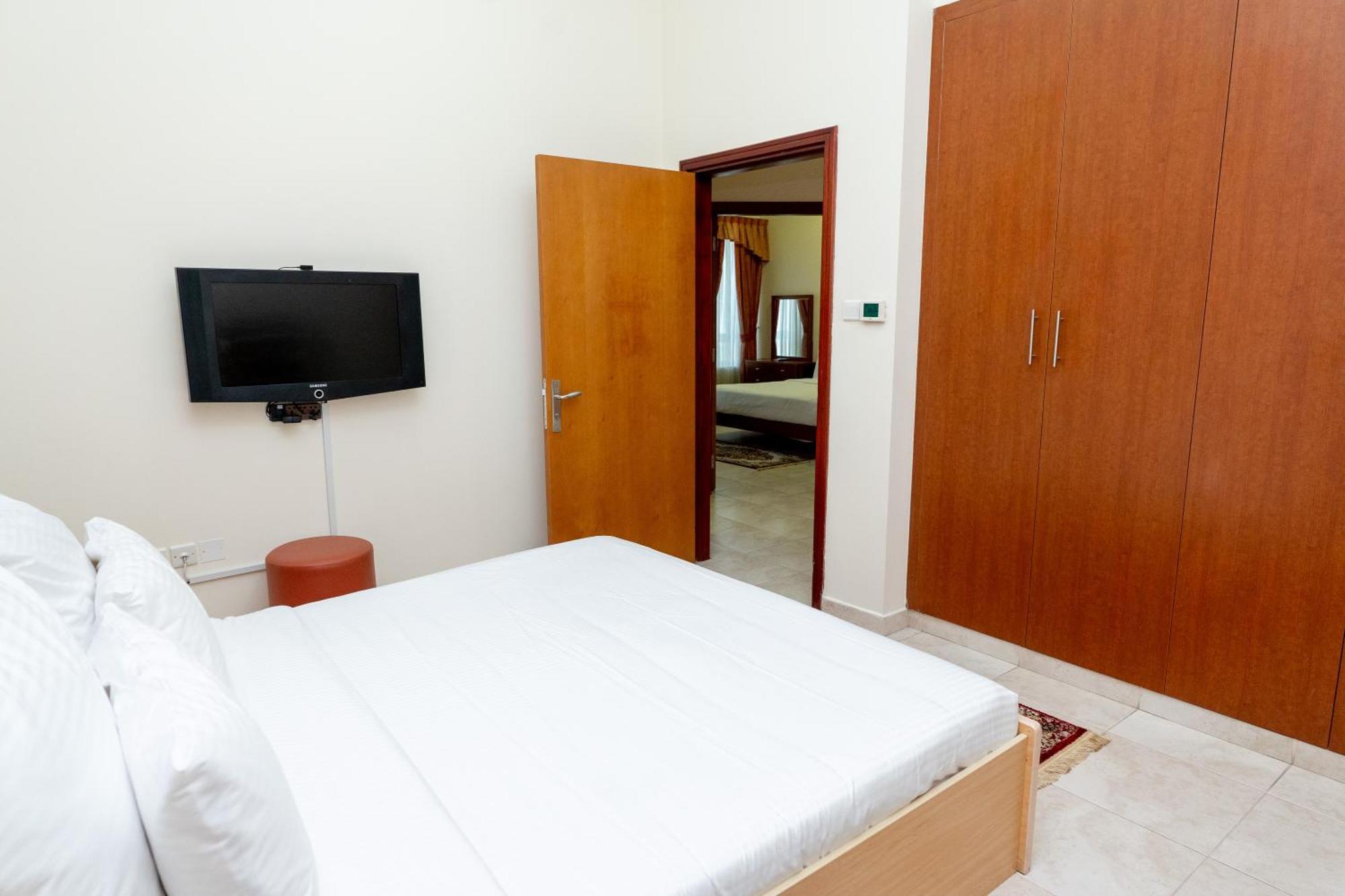 Al Raya Hotel Apartments Dubai Exterior foto